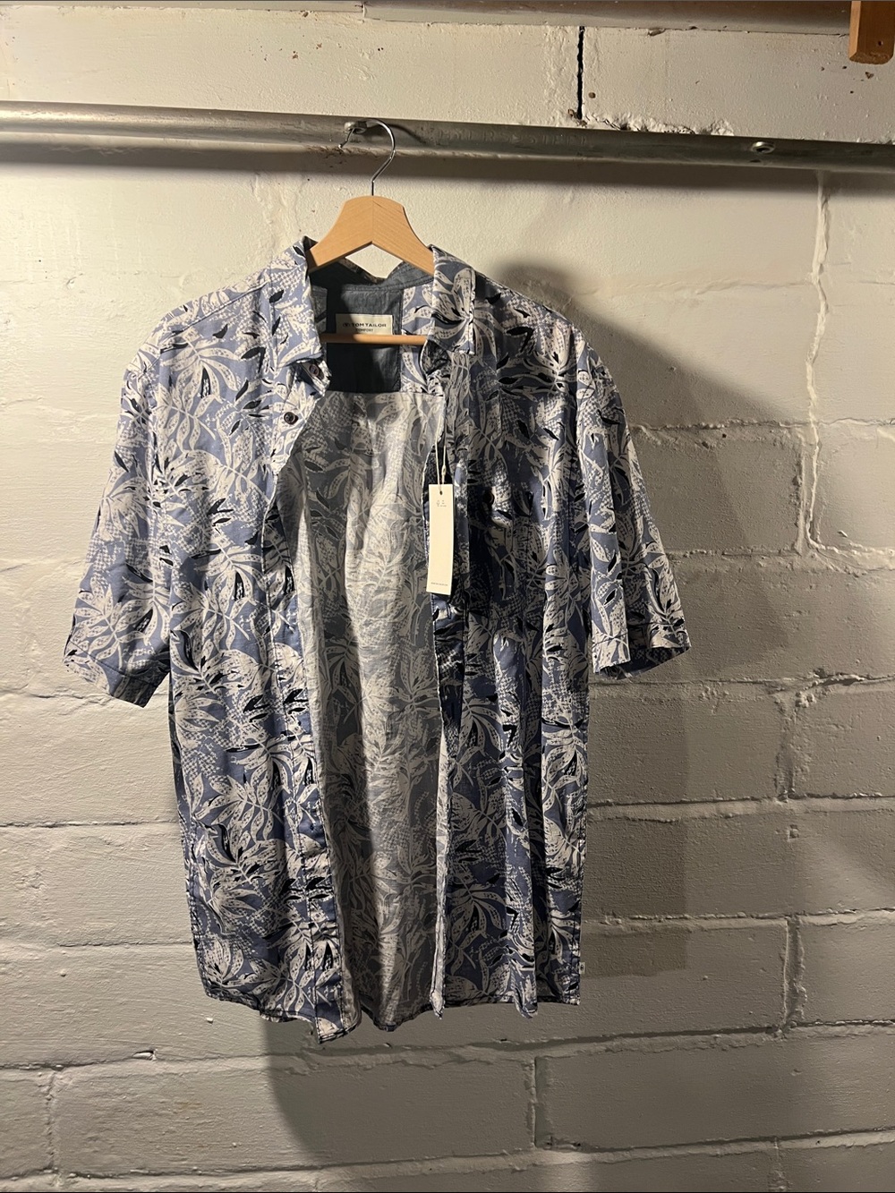 Tom Tailor short sleeve button down XL NWT